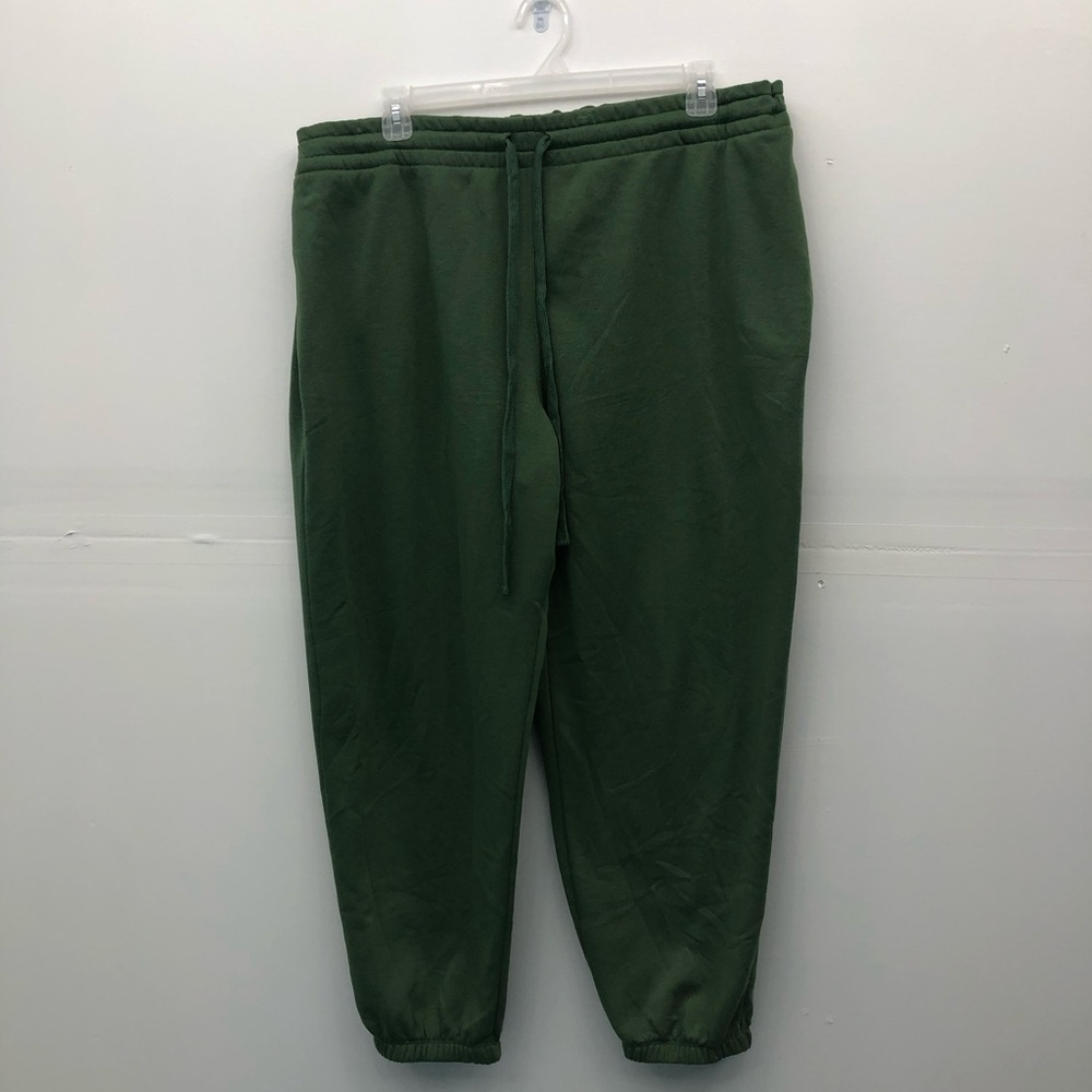 Men's Green sweat Jogger Pants pull on two side pockets. 3X